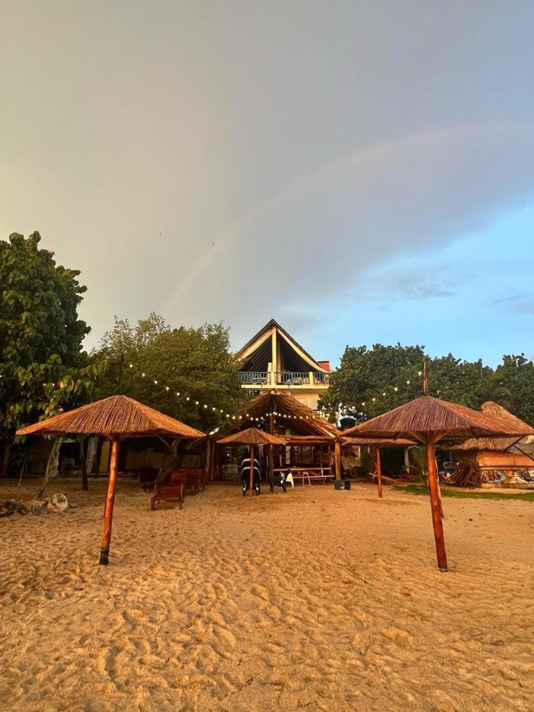 Hostel Beach House Rincón المظهر الخارجي الصورة