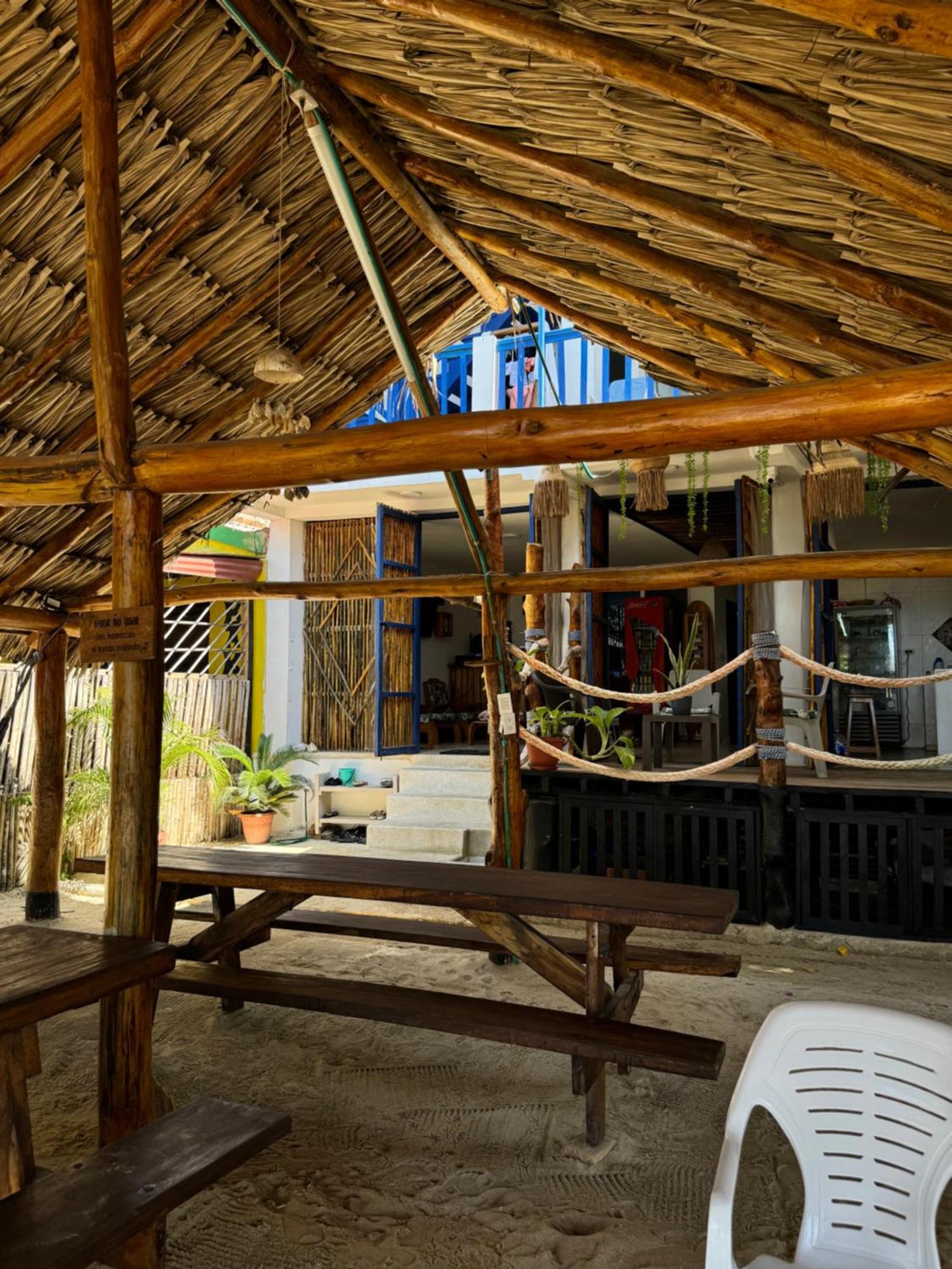 Hostel Beach House Rincón المظهر الخارجي الصورة