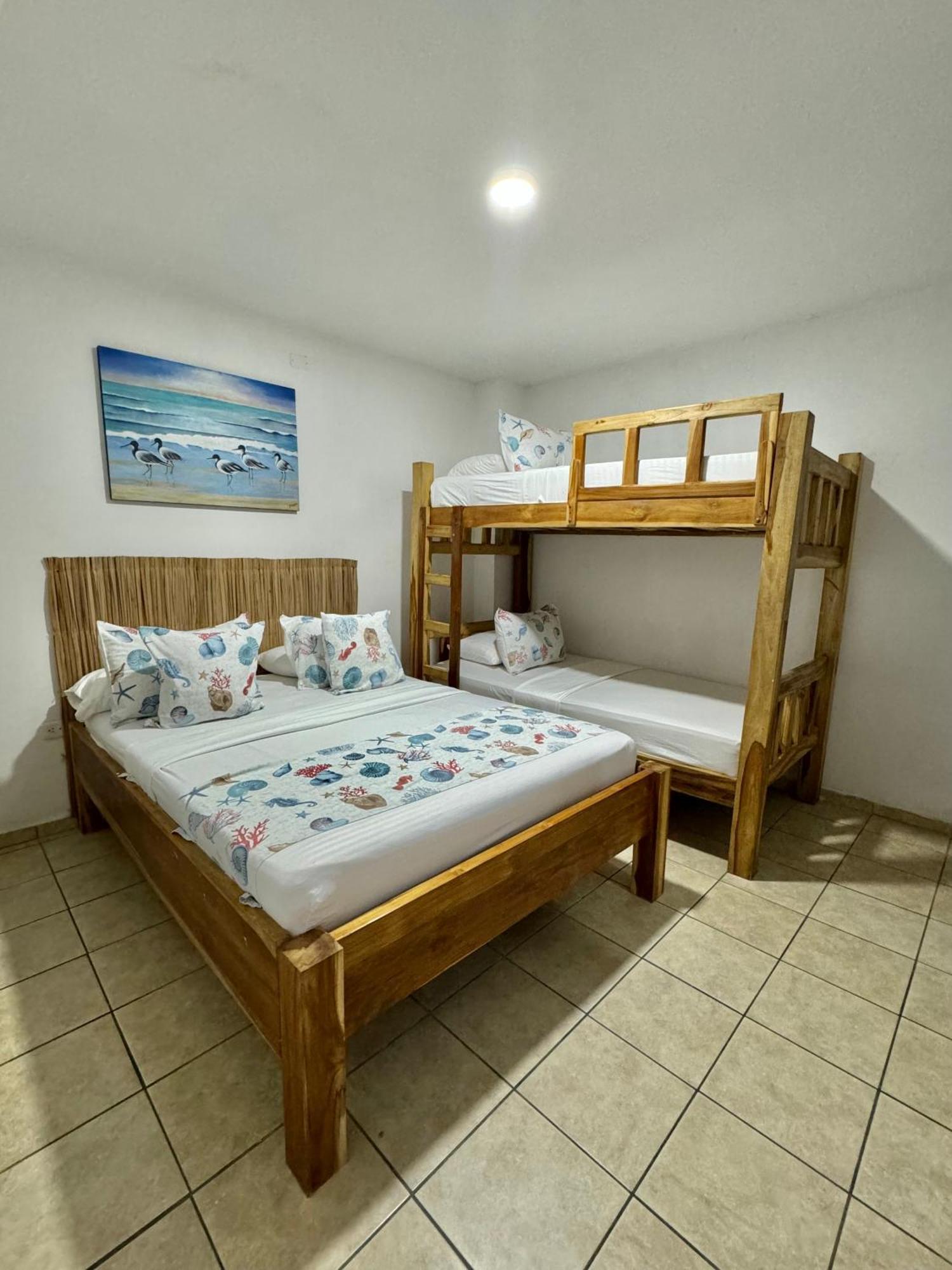 Hostel Beach House Rincón المظهر الخارجي الصورة