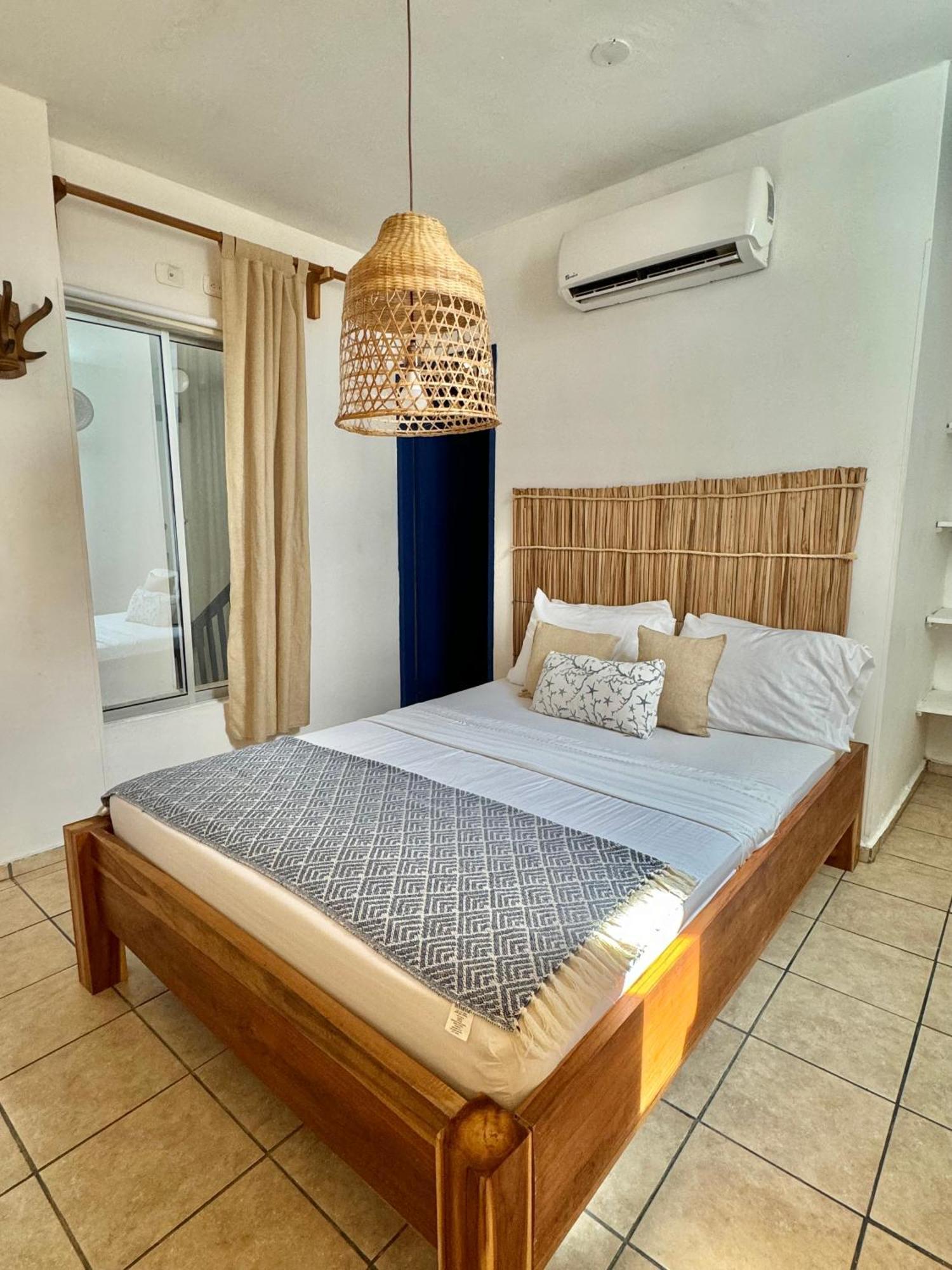 Hostel Beach House Rincón المظهر الخارجي الصورة